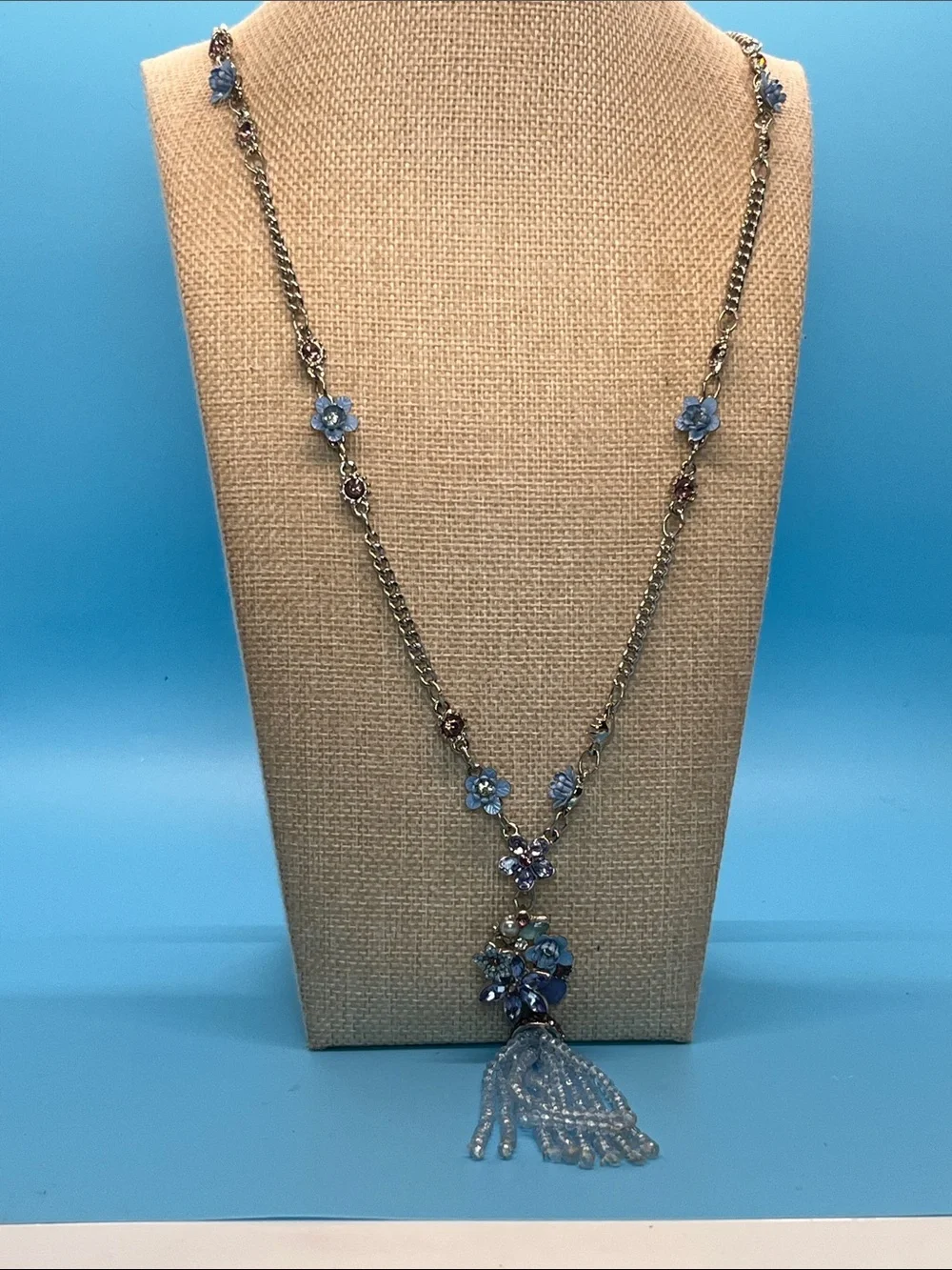 Women's Blue Floral Tassel Necklace - Elegant Long Chain Pendant